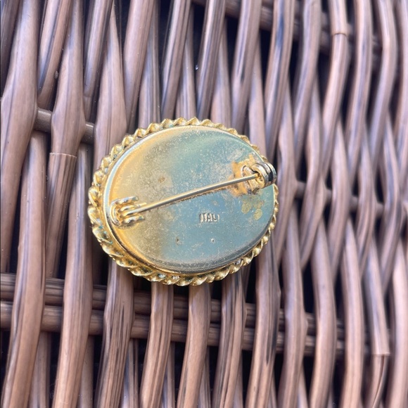 Italian Micro Mosaic Pin Vintage Daisy Floral Mosaic Brooch EVUC - Picture 4 of 10